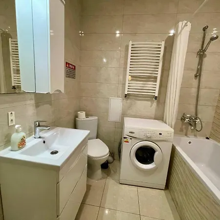 Hotelroom 32 Daire Ujgorod